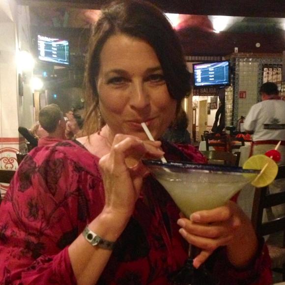 Meet your Posher, Carol - Picture 1 of 1